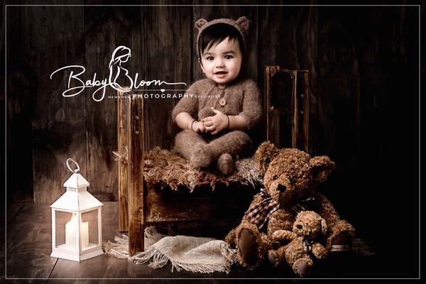 Knitted bear  outfit, sitter, toddle size, brown colour, photo prop - Busy mummy prop shop
