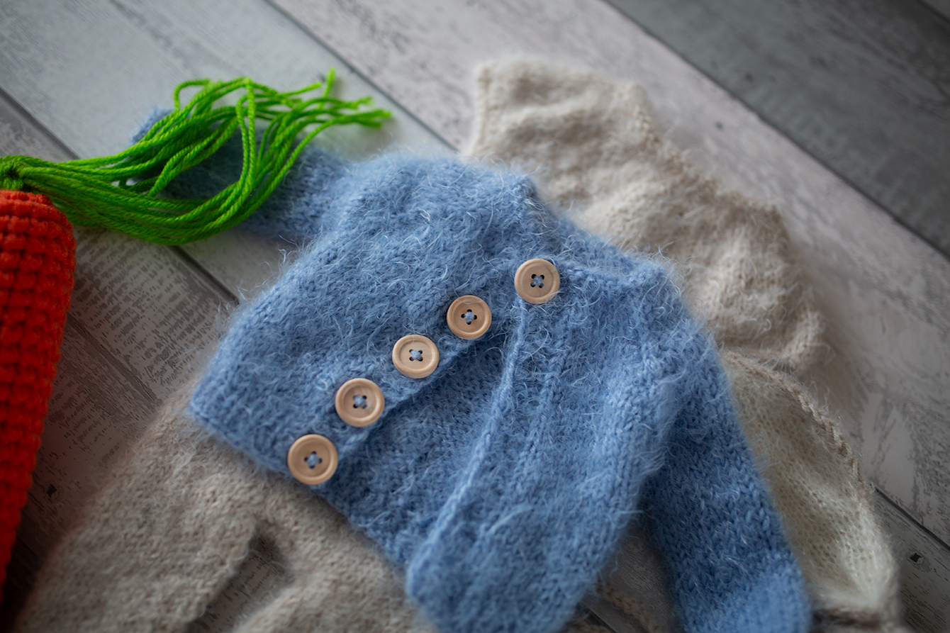 Newborn size, neutral, peter rabbit theme, knitted outfit, PRE ORDER