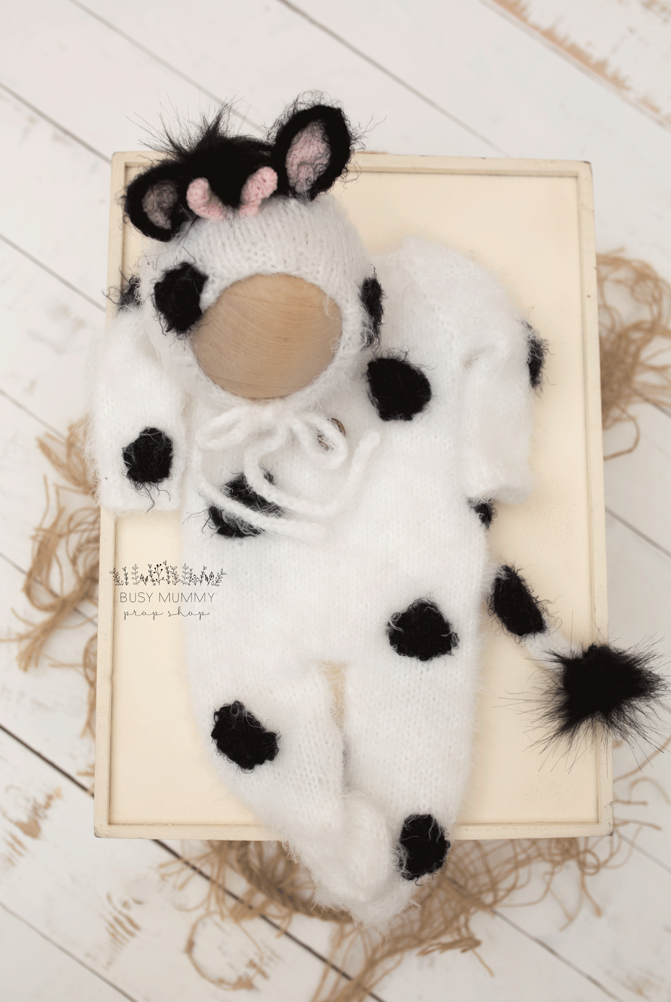 PRE ORDER Newborn size knitted cow outfit, knitted pyjama, white, boy, girl, PRE ORDER