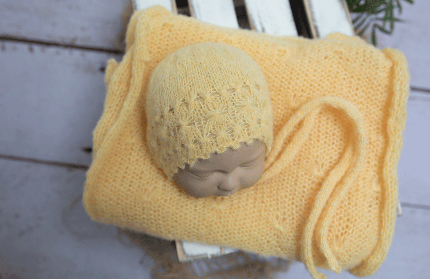 Newborn size knitted wrap, bonnet, yellow, xtra long, mohair, Ready to send