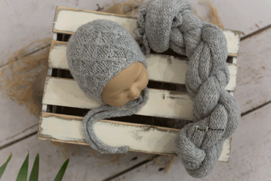 Newborn knitted wrap, light grey, bonnet, ready to send