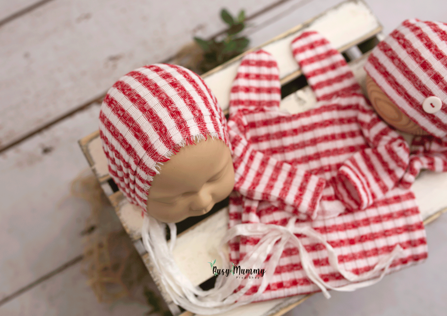 Newborn size, white, red, pyjama, bonnet, sleep hat, Ready to send, Christmas